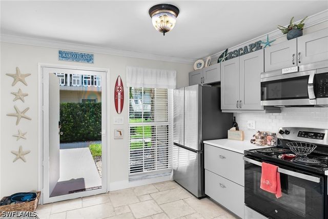 1215 Edington PL H4, Marco Island, FL 34145