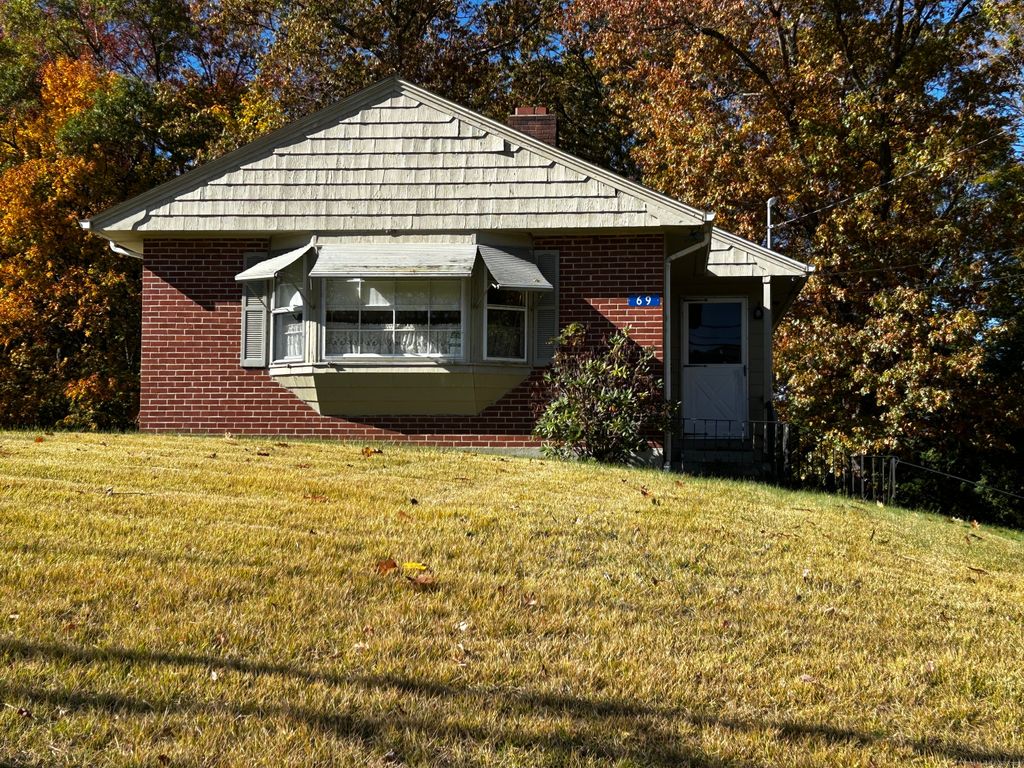 69 Wauregan Road, Killingly, CT 06239