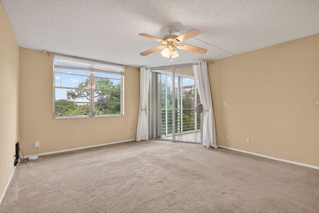 3503 Oaks Way 405, Pompano Beach, FL 33069