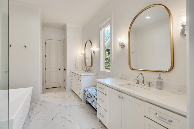 1657 YORK AVE, Memphis, TN 38104