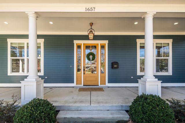 1657 YORK AVE, Memphis, TN 38104