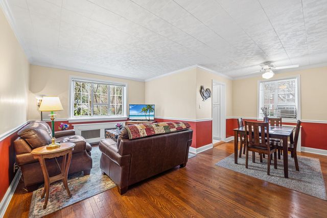 54 Nathan Hale Drive 47A, Huntington, NY 11743