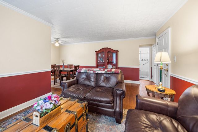 54 Nathan Hale Drive 47A, Huntington, NY 11743