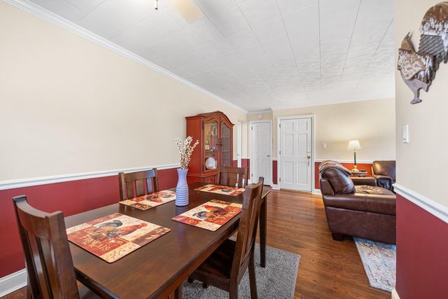 54 Nathan Hale Drive 47A, Huntington, NY 11743