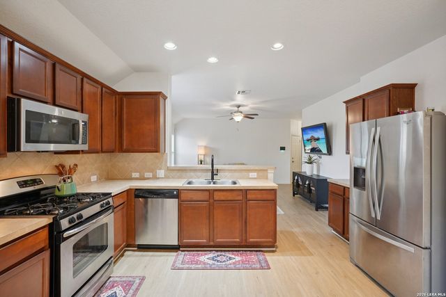 9025 Peridot, Schertz, TX 78154