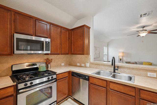 9025 Peridot, Schertz, TX 78154