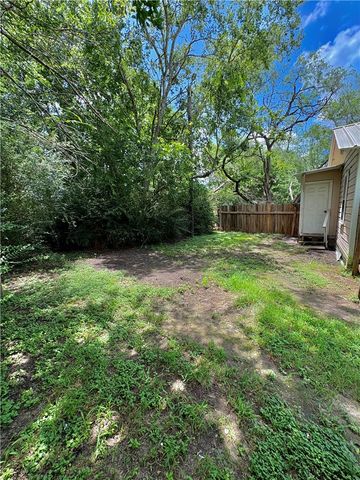1803 West 18th Street, Bryan, TX 77803
