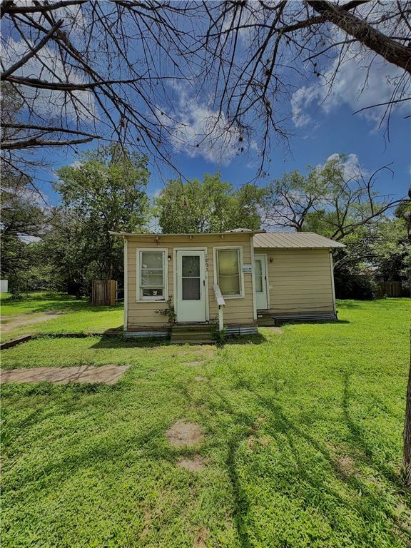 1803 West 18th Street, Bryan, TX 77803