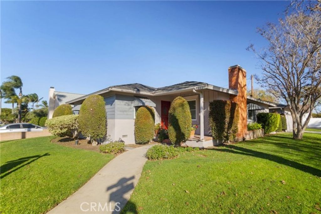 2601 N Flower, Santa Ana, CA 92706
