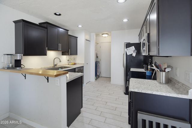 6623 W BROWN Street, Glendale, AZ 85302