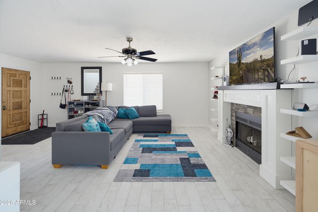 6623 W BROWN Street, Glendale, AZ 85302