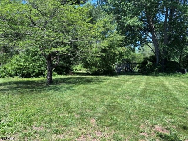 73 N Branch River Rd, Branchburg Twp., NJ 08876