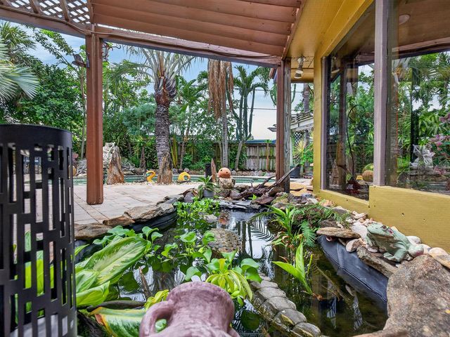 949 NE 25th Avenue, Pompano Beach, FL 33062