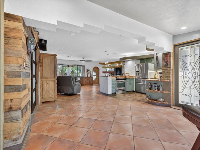 949 NE 25th Avenue, Pompano Beach, FL 33062