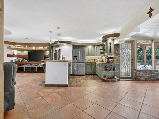 949 NE 25th Avenue, Pompano Beach, FL 33062