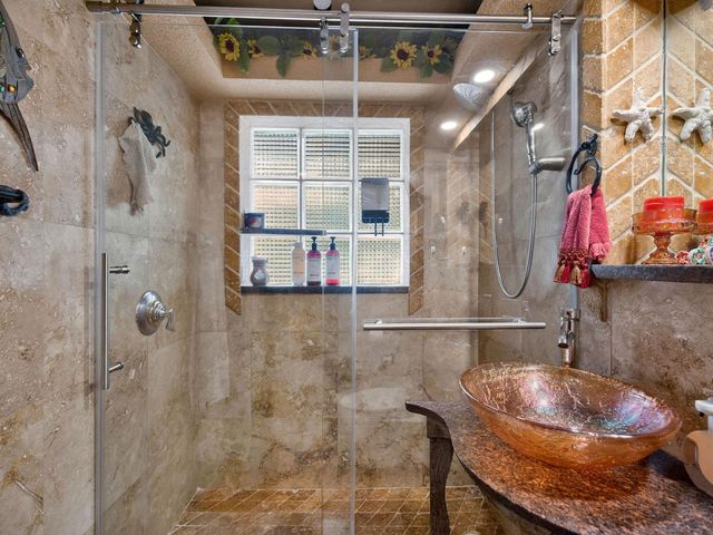 949 NE 25th Avenue, Pompano Beach, FL 33062