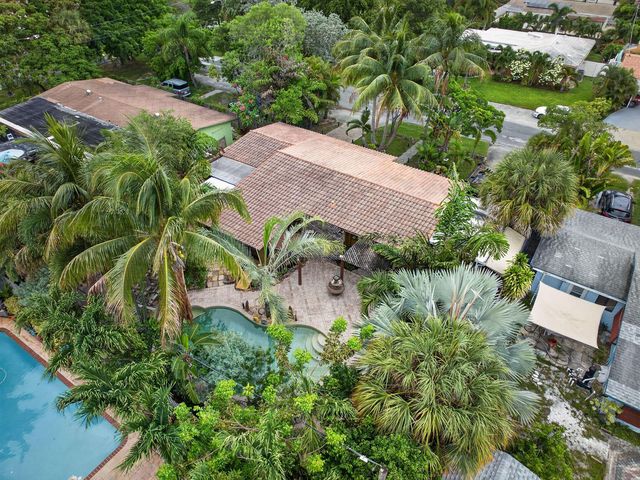 949 NE 25th Avenue, Pompano Beach, FL 33062