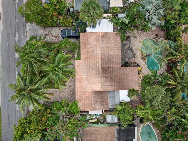 949 NE 25th Avenue, Pompano Beach, FL 33062