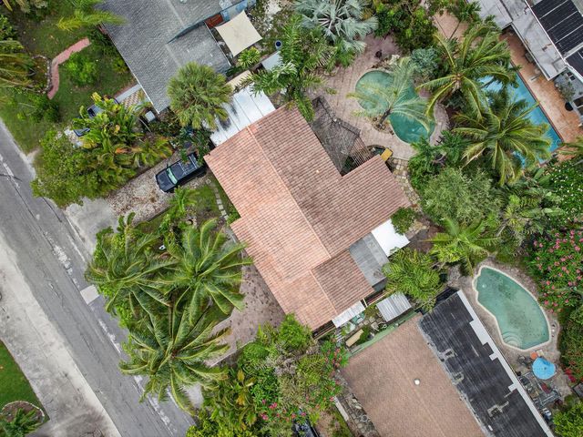 949 NE 25th Avenue, Pompano Beach, FL 33062