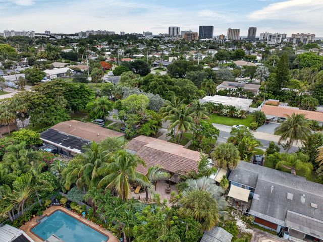 949 NE 25th Avenue, Pompano Beach, FL 33062