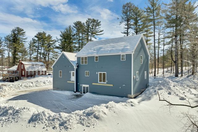 8 Wiley Hill Road, Londonderry, NH 03053