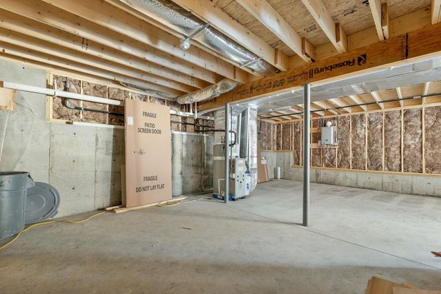 8 Wiley Hill Road, Londonderry, NH 03053