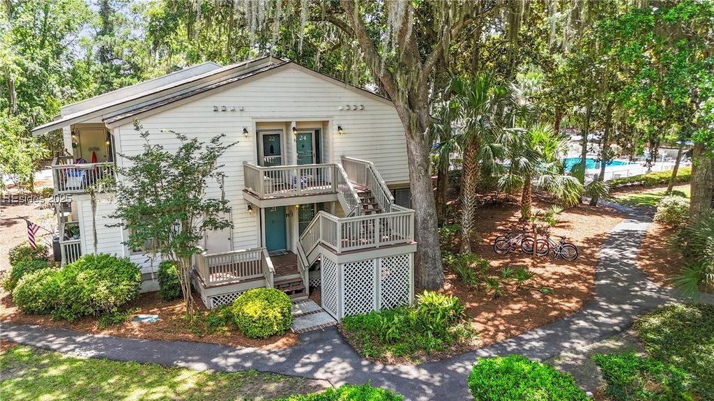 Image 1 of property listing at 125 Cordillo Pkwy Apt 23, Hilton Head Island, SC 29928