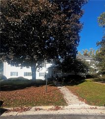 27 Colonial Parkway A, Pittsford, NY 14534