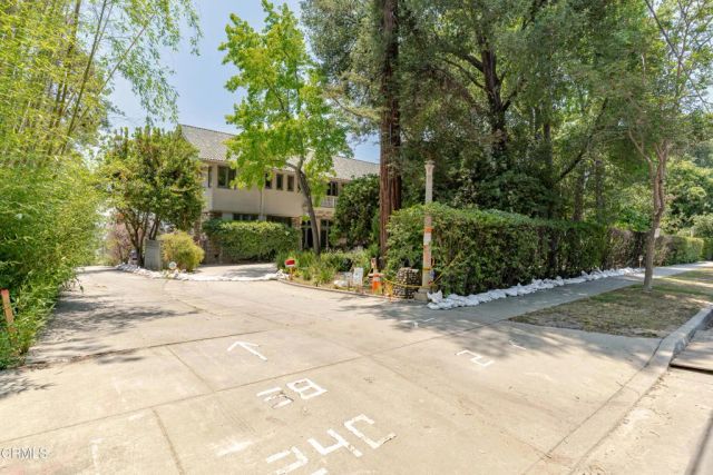238 E Mendocino Street, Altadena, CA 91001