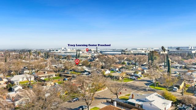 1704 1704 East St, Tracy, CA 95376