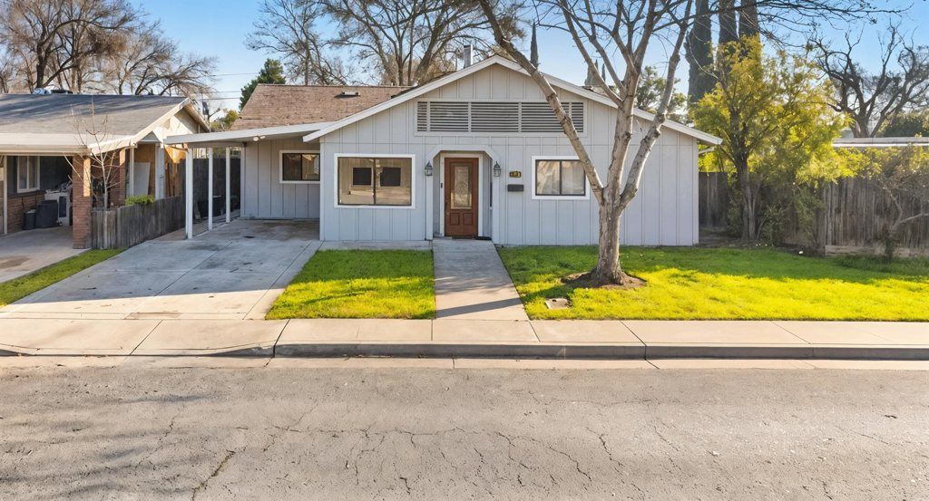 1704 1704 East St, Tracy, CA 95376