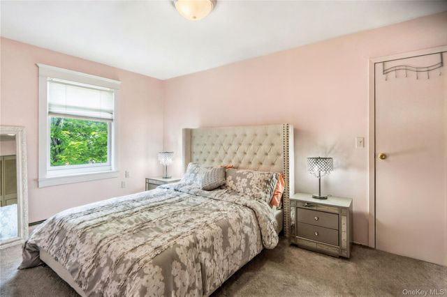 31 Artist Lake Boulevard, Middle Island, NY 11953