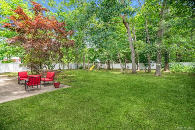 31 Artist Lake Boulevard, Middle Island, NY 11953