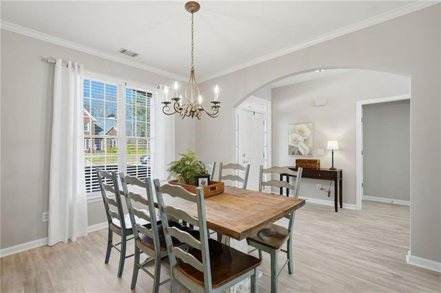 914 BridgeMill Avenue, Canton, GA 30114