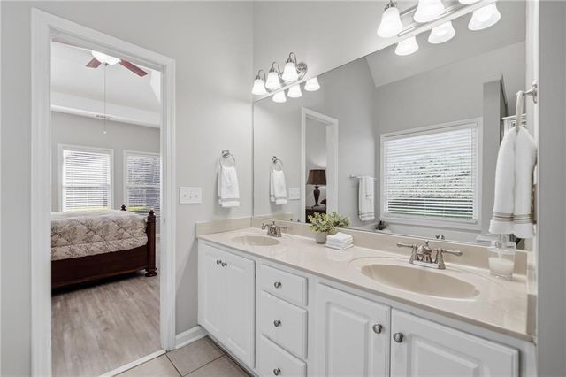 914 BridgeMill Avenue, Canton, GA 30114