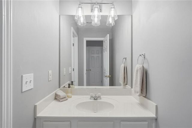 914 BridgeMill Avenue, Canton, GA 30114