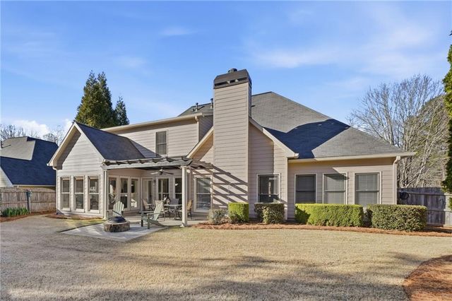 914 BridgeMill Avenue, Canton, GA 30114