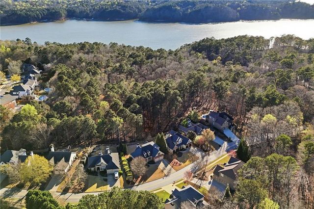 914 BridgeMill Avenue, Canton, GA 30114