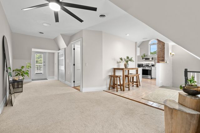54 Bromfield Street 5, Newburyport, MA 01950
