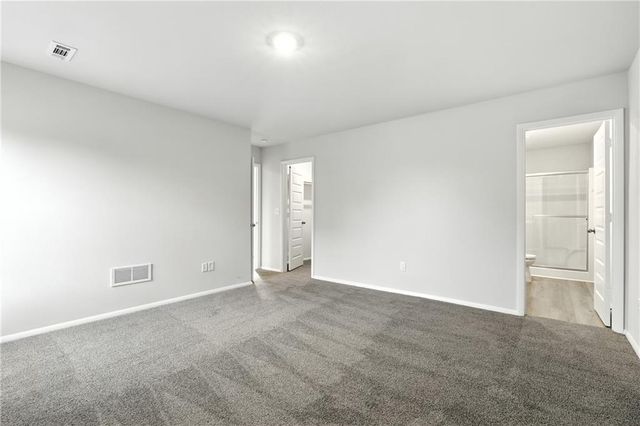 455 Rock Creek Drive, Tonganoxie, KS 66086