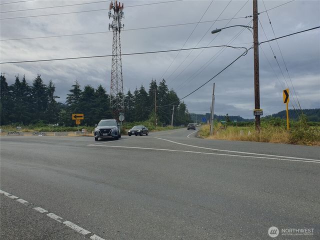 19210 Pioneer Way E, Orting, WA 98360