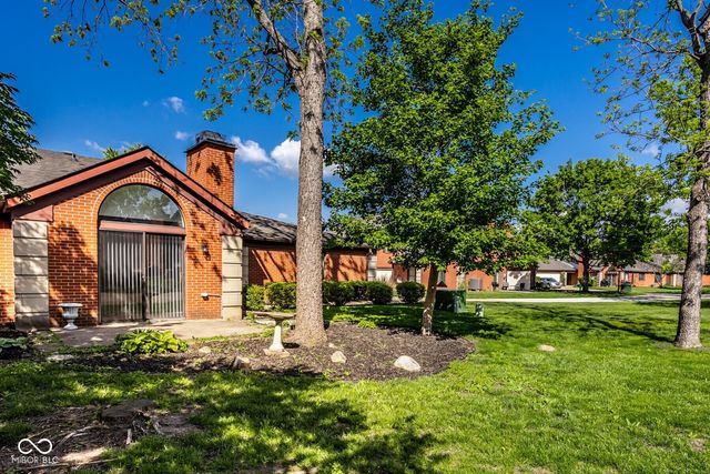 9350 Golden Leaf Way, Indianapolis, IN 46260