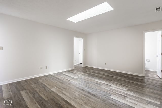 9350 Golden Leaf Way, Indianapolis, IN 46260