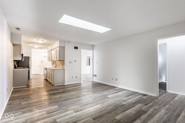 9350 Golden Leaf Way, Indianapolis, IN 46260