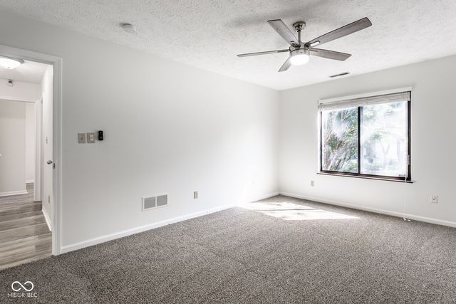 9350 Golden Leaf Way, Indianapolis, IN 46260