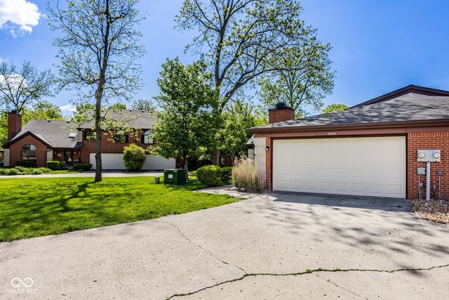 9350 Golden Leaf Way, Indianapolis, IN 46260