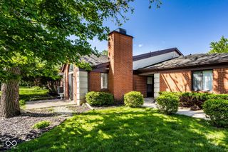 9350 Golden Leaf Way, Indianapolis, IN 46260