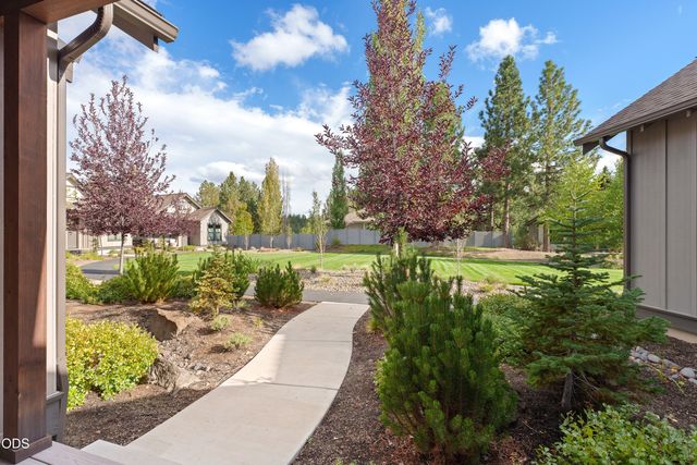 19737 SW River Camp Lane, Bend, OR 97702