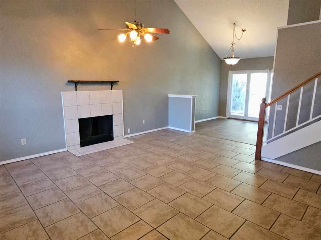 3813 Waxwing Circle S, Fort Worth, TX 76137