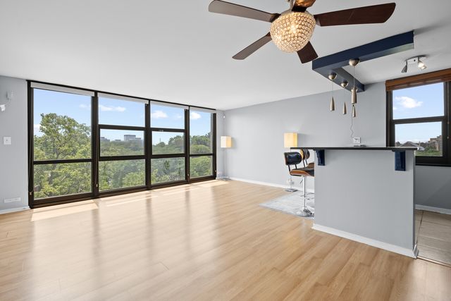 2901 S Michigan Avenue 405, Chicago, IL 60616